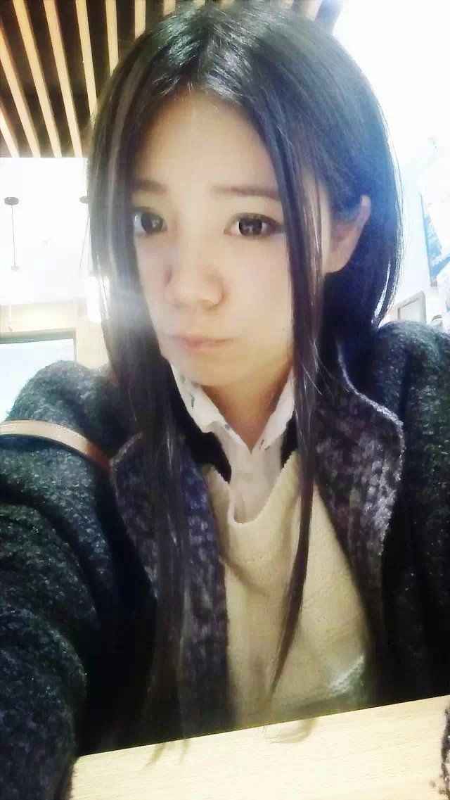 ?＇夏IU的主播照片