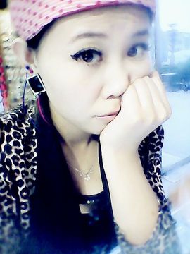 偏執带點小妩媚主播照片