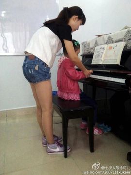 七岁女孩徐可儿主播照片