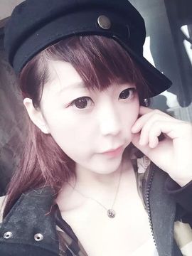 小兜兜xin主播照片