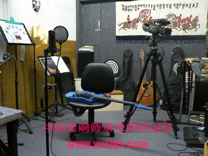 音响师录音师培训的主播照片