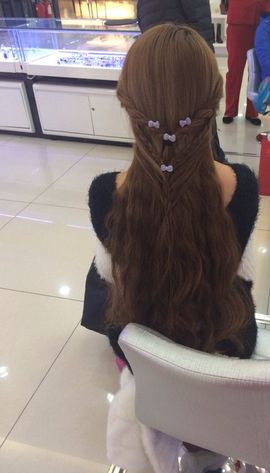 风中的风铃主播照片