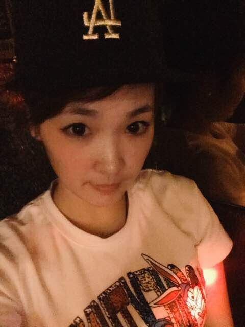 女——闺蜜的主播照片