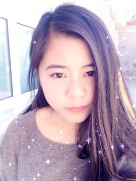 虞小洛主播照片