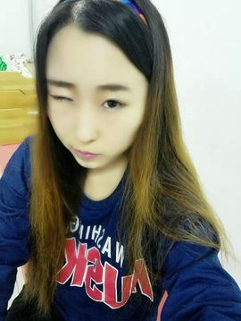 心雨love主播照片