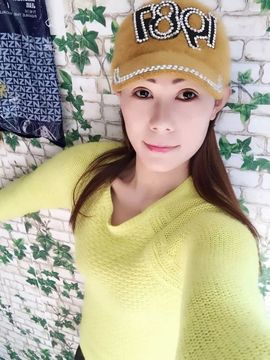 笑就是孝主播照片