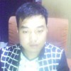 为钱奔跑着