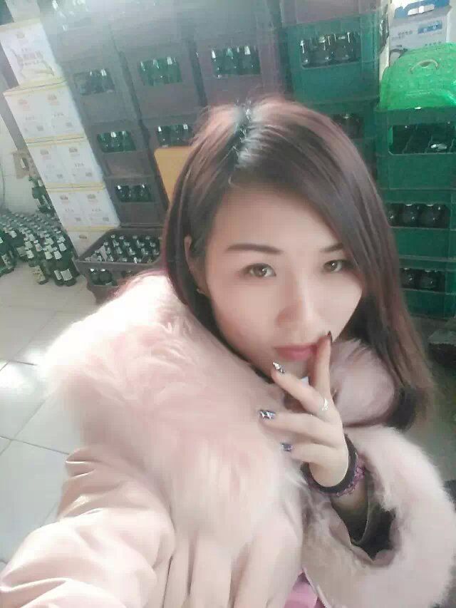 紫色的情泪的主播照片