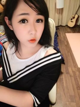 小维妮主播照片