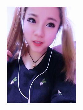 小喵喵V主播照片