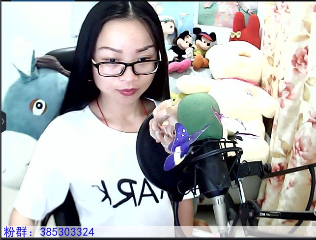 一小丑主播照片