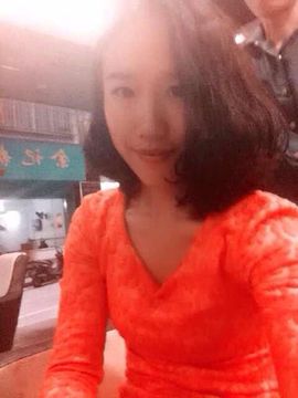 紫蠲姑娘主播照片