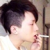 小邓8385主播照片