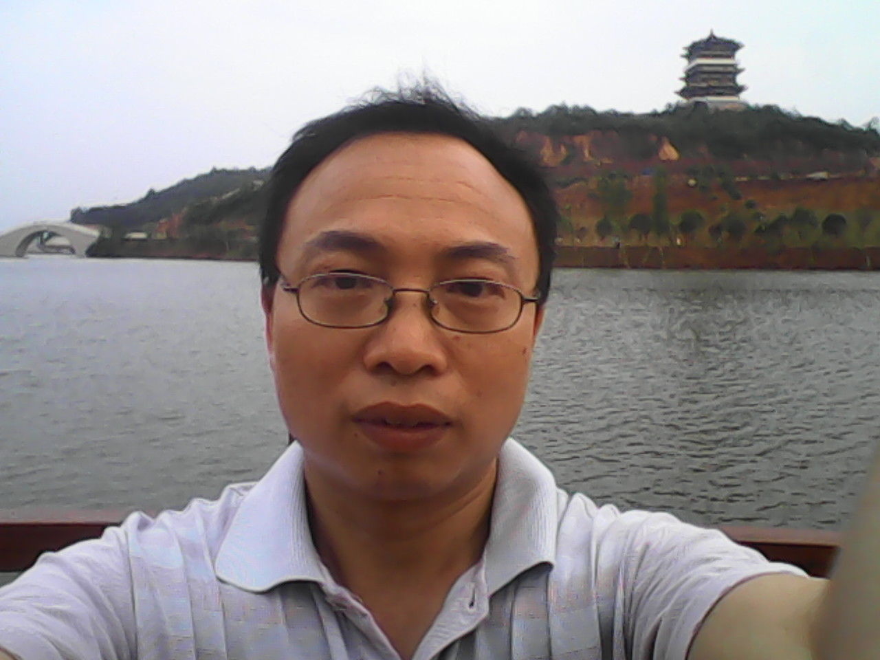 昵称违规，请重新修改的主播照片