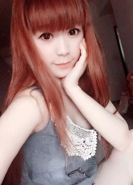 小兜兜xin主播照片