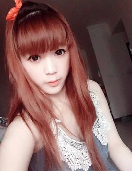 小兜兜xin主播照片