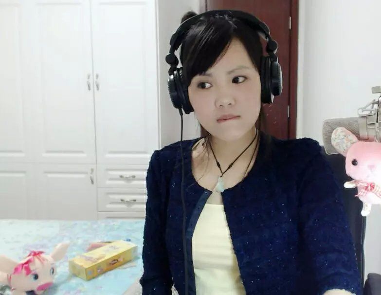 小小娃哇的主播照片