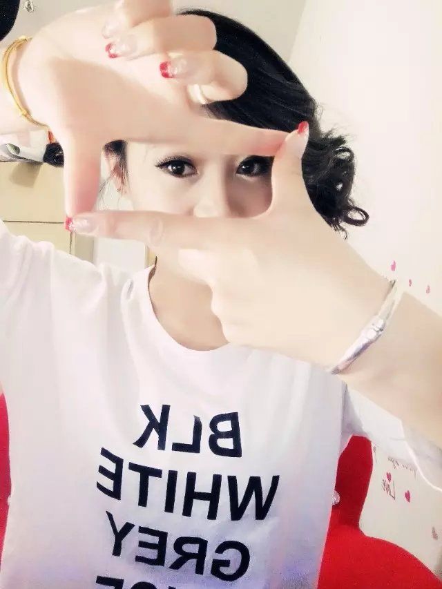 哒哒哒哒偶的主播照片