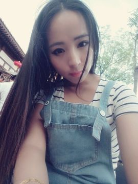 荷曦♫つ主播照片