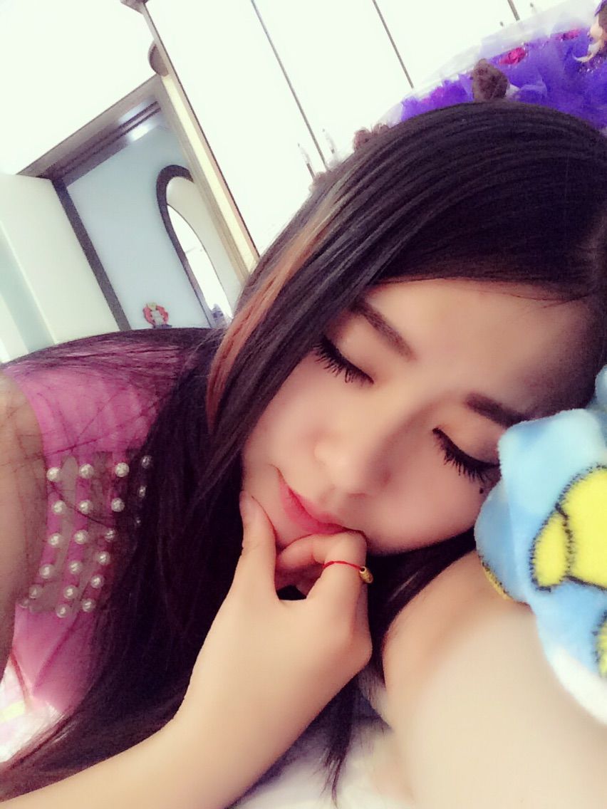 安九儿主播照片