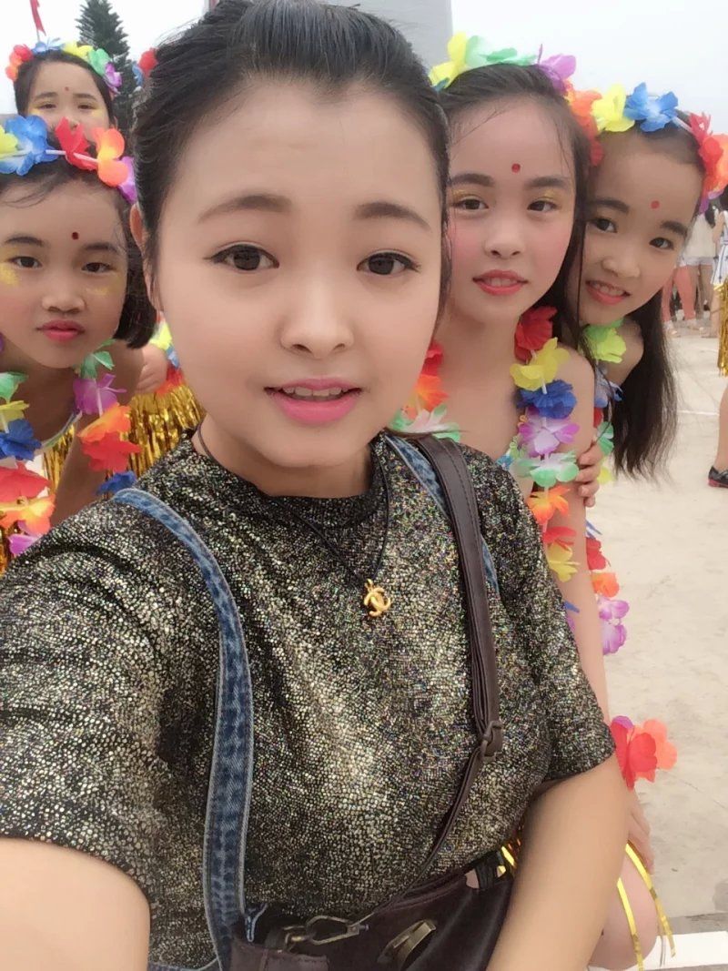 【??小靜靜??】的主播照片