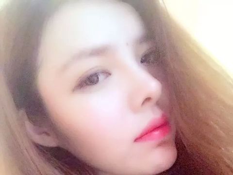 美美🍃夏夏海报