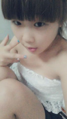 未来的、尹曦主播照片