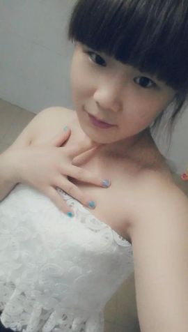 未来的、尹曦主播照片