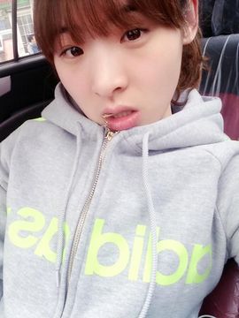 ヾ星儿。゛主播照片