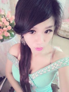 💋半天妖主播照片