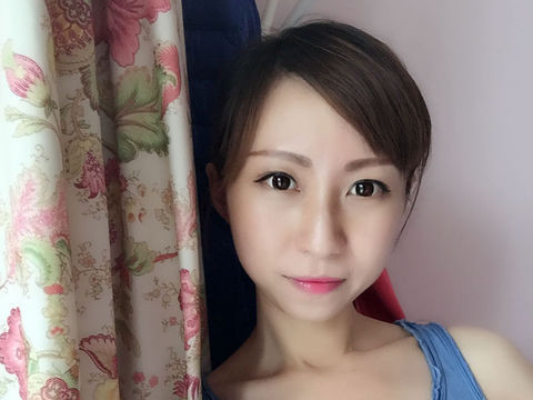 ╰★白莲❤つ海报