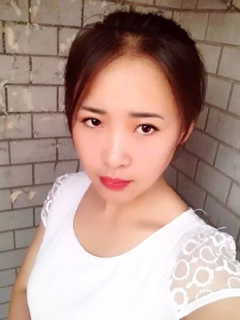 淚雨hn紛飛的主播照片