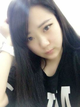 小小西521主播照片