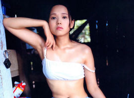 风中的风铃主播照片