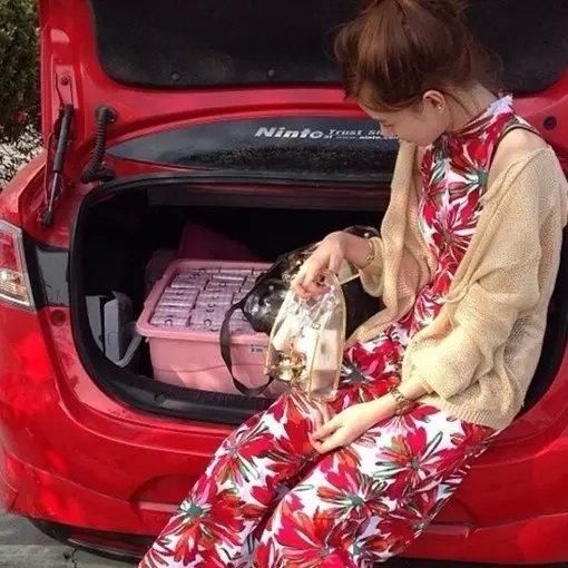 魔你你、的主播照片