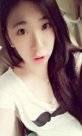 仙萊兒s主播照片