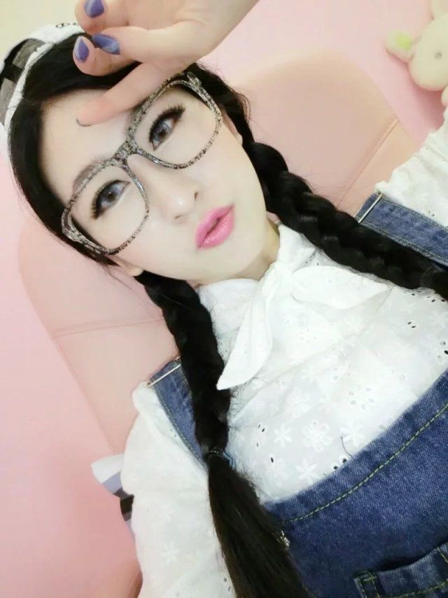 Bling闪闪仙女貝的主播照片