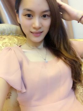 Emily-小辣椒主播照片