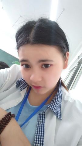 西米娃娃嘞主播照片