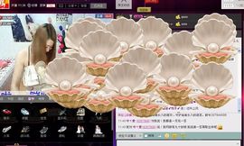 依拉☂小傻妞☂主播照片