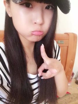 小钕子。。。。主播照片