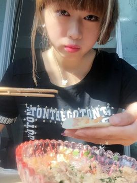 海天；Coco主播照片