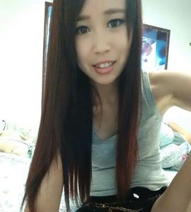 杨小浠主播照片