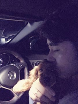 胡子欧巴主播照片