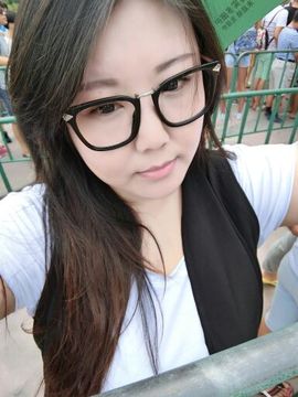 佳琦佳期主播照片