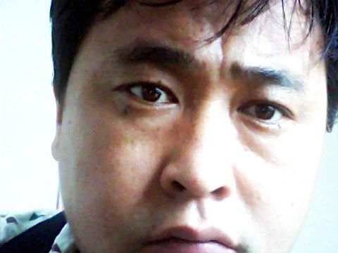 奋斗龙哥eiqrtu主播照片