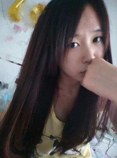 杨小浠的主播照片