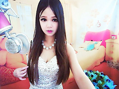 。小菲的主播照片