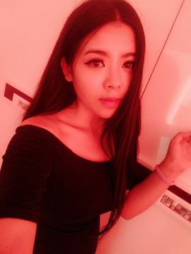 陪着阿🌹唱情歌主播照片