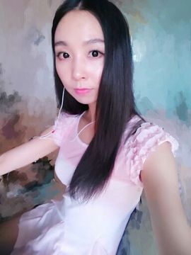 Mila蜜蜡主播照片